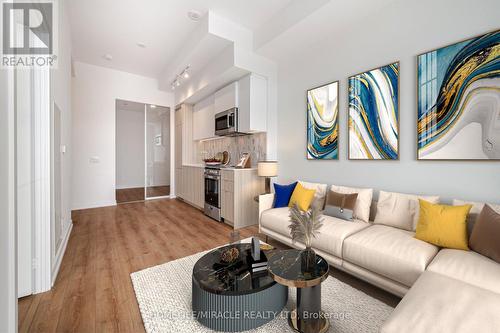 317 - 500 Dupont Street, Toronto (Annex), ON - Indoor Photo Showing Living Room