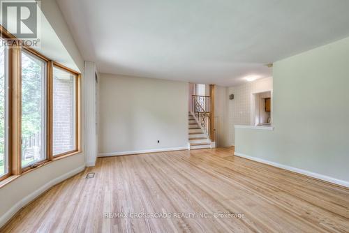 222 Northwood Drive, Toronto (Newtonbrook East), ON - Indoor Photo Showing Other Room