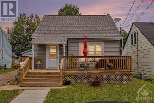 373 Raglan Street N, Renfrew, ON - Outdoor With Deck Patio Veranda