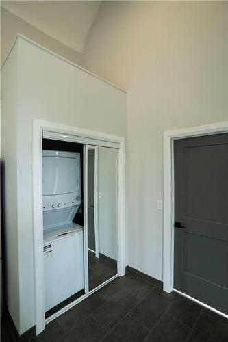 130 Elgin Street|Unit #6 (Upper), Brantford, ON - Indoor Photo Showing Laundry Room