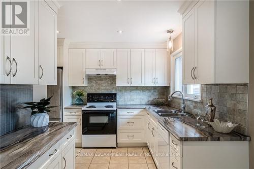 30 Rosewood Avenue, Welland, ON - Indoor Photo Showing Kitchen With Double Sink