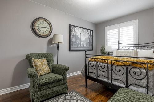 89 Nisbet Boulevard, Hamilton, ON - Indoor Photo Showing Bedroom