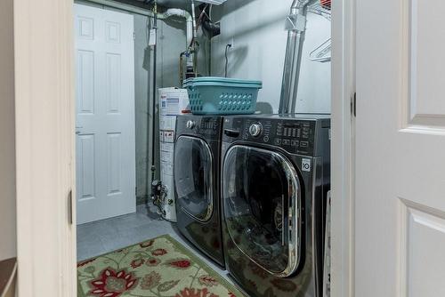 89 Nisbet Boulevard, Hamilton, ON - Indoor Photo Showing Laundry Room