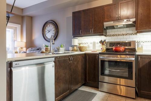 89 Nisbet Boulevard, Hamilton, ON - Indoor Photo Showing Kitchen