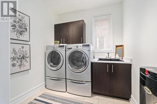 89 Foxtail Court, Halton Hills (Georgetown), ON - Indoor Photo Showing Laundry Room