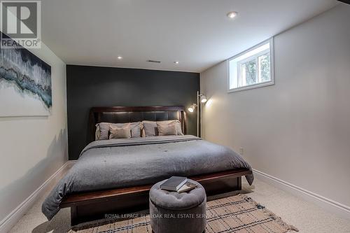 483 Walnut Crescent, Burlington (Roseland), ON - Indoor Photo Showing Bedroom