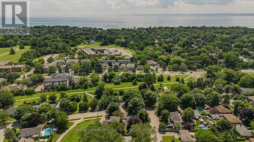 483 Walnut Crescent, Burlington (Roseland), ON - Outdoor With View