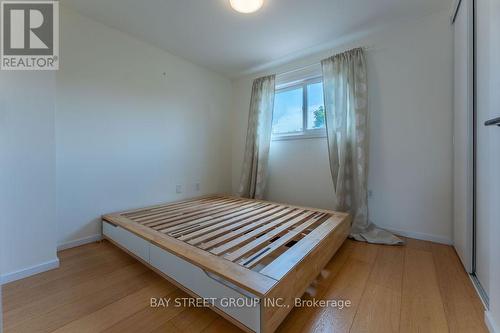 3416 Ingram Road, Mississauga (Erin Mills), ON - Indoor Photo Showing Bedroom