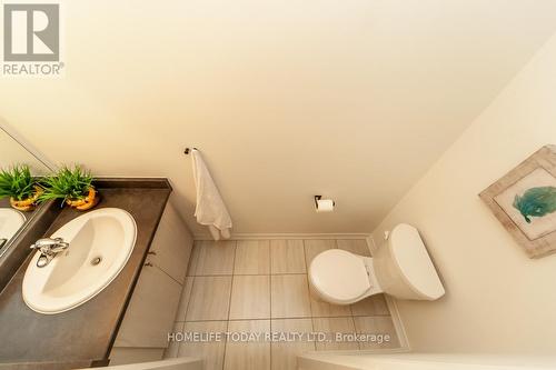 9 Hickling Lane, Ajax (Northwest Ajax), ON - Indoor Photo Showing Bathroom