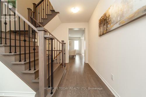 9 Hickling Lane, Ajax, ON - Indoor Photo Showing Living Room