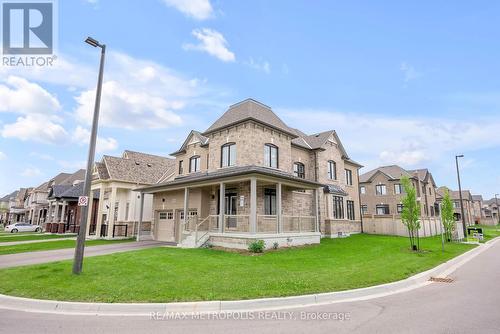 135 Connell Drive, Georgina (Keswick North), ON - Outdoor With Deck Patio Veranda With Facade