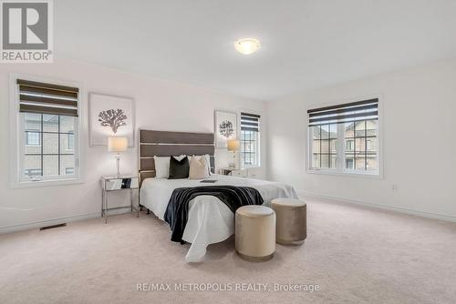 135 Connell Drive, Georgina (Keswick North), ON - Indoor Photo Showing Bedroom