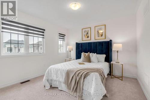 135 Connell Drive, Georgina (Keswick North), ON - Indoor Photo Showing Bedroom