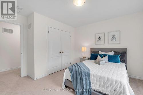 135 Connell Drive, Georgina (Keswick North), ON - Indoor Photo Showing Bedroom