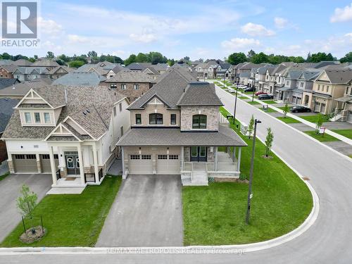 135 Connell Drive, Georgina (Keswick North), ON - Outdoor With Facade