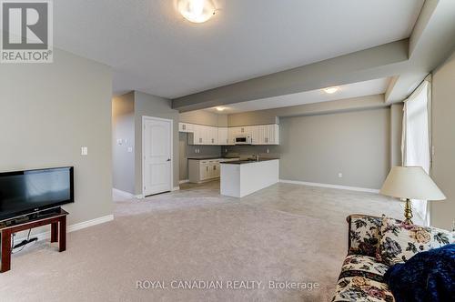 1048 Wright Drive, Midland, ON - Indoor