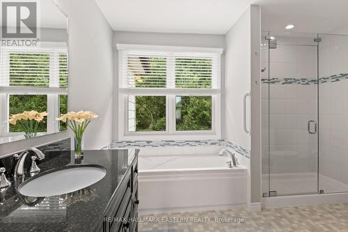 123 Creekwood Drive, Peterborough (Otonabee), ON - Indoor Photo Showing Bathroom