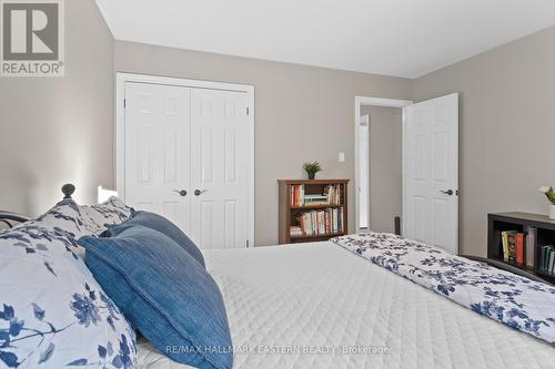 123 Creekwood Drive, Peterborough (Otonabee), ON - Indoor Photo Showing Bedroom