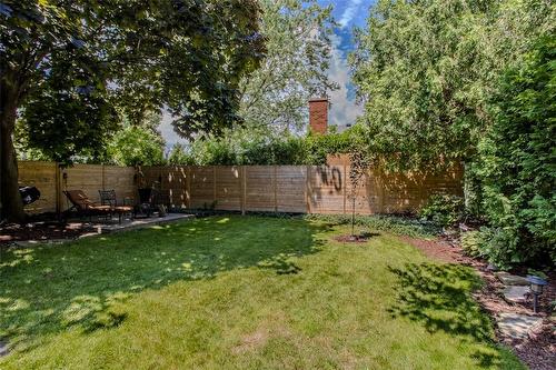 483 Walnut Crescent, Burlington, ON - Outdoor