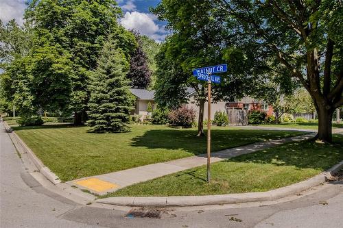 483 Walnut Crescent, Burlington, ON - Outdoor