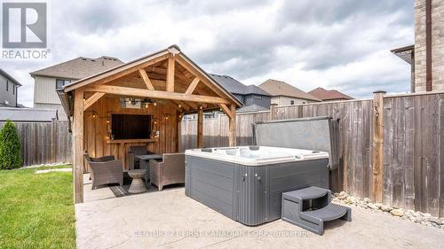 724 Jackpine Way, London, ON 