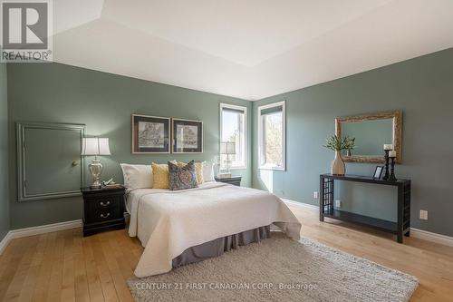 66 Valleyview Crescent, Thames Centre (Dorchester), ON - Indoor Photo Showing Bedroom