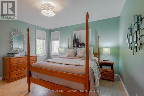 66 Valleyview Crescent, Thames Centre (Dorchester), ON - Indoor Photo Showing Bedroom