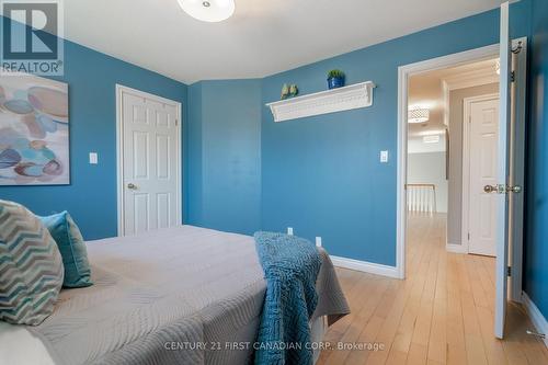 66 Valleyview Crescent, Thames Centre (Dorchester), ON - Indoor Photo Showing Bedroom