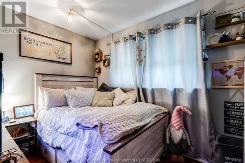 119 John Street, Chatham, ON - Indoor Photo Showing Bedroom