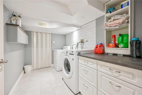 113 Ewen Road, Hamilton, ON - Indoor Photo Showing Laundry Room