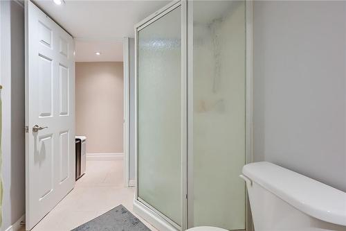 113 Ewen Road, Hamilton, ON - Indoor Photo Showing Bathroom