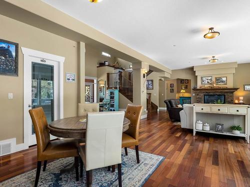 2555 Pratt Road, Kamloops, BC - Indoor Photo Showing Dining Room