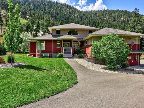 2555 Pratt Road, Kamloops, BC - Outdoor With Facade