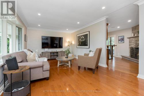 12596 22 Side Road, Halton Hills (Limehouse), ON - Indoor Photo Showing Living Room