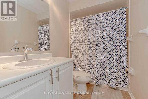 Upper - 5547 Northrise Road, Mississauga (Central Erin Mills), ON - Indoor Photo Showing Bathroom