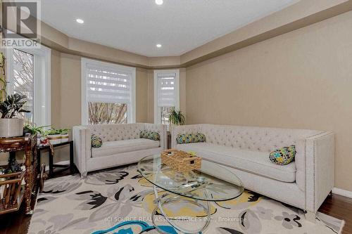 Upper - 5547 Northrise Road, Mississauga (Central Erin Mills), ON - Indoor Photo Showing Living Room