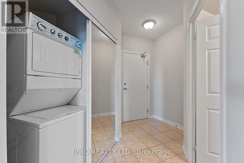 1111 - 2391 Central Park Drive, Oakville (Uptown Core), ON - Indoor Photo Showing Laundry Room