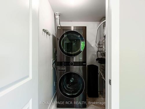 106-17 Centre St, Orangeville, ON - Indoor Photo Showing Laundry Room