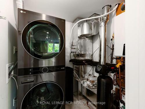 106-17 Centre St, Orangeville, ON - Indoor Photo Showing Laundry Room