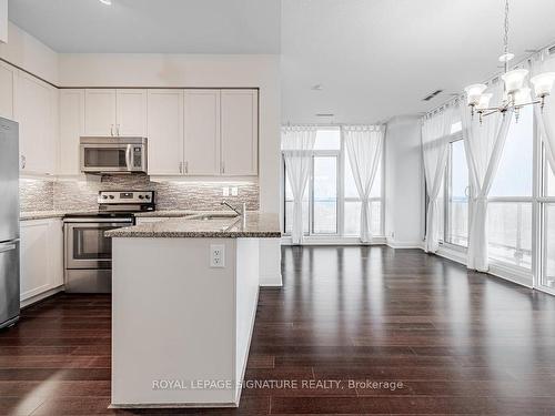 520-1185 The Queensway, Toronto, ON - Indoor Photo Showing Kitchen With Upgraded Kitchen