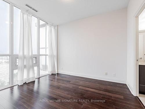 520-1185 The Queensway, Toronto, ON - Indoor Photo Showing Other Room