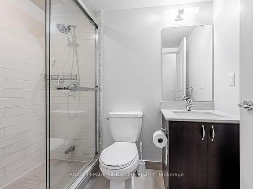 520-1185 The Queensway, Toronto, ON - Indoor Photo Showing Bathroom