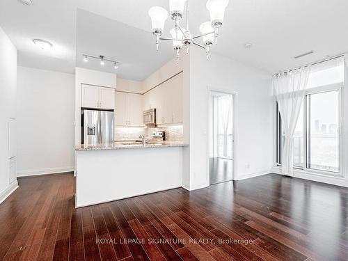 520-1185 The Queensway, Toronto, ON - Indoor Photo Showing Kitchen With Upgraded Kitchen