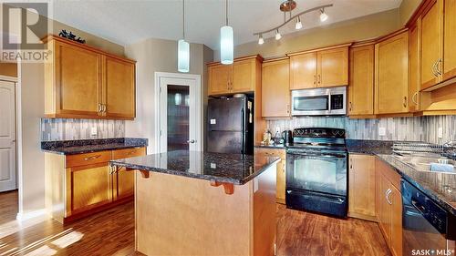 106 2102 Heseltine Road, Regina, SK - Indoor Photo Showing Kitchen