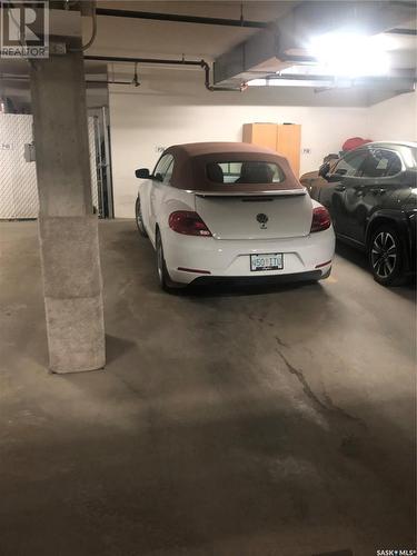 106 2102 Heseltine Road, Regina, SK - Indoor Photo Showing Garage