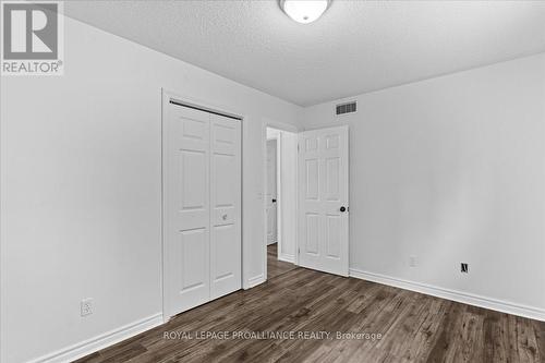 8 Lake Court, Belleville, ON - Indoor Photo Showing Other Room