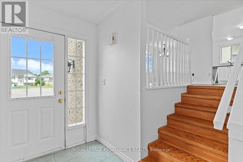 8 Lake Court, Belleville, ON - Indoor Photo Showing Other Room