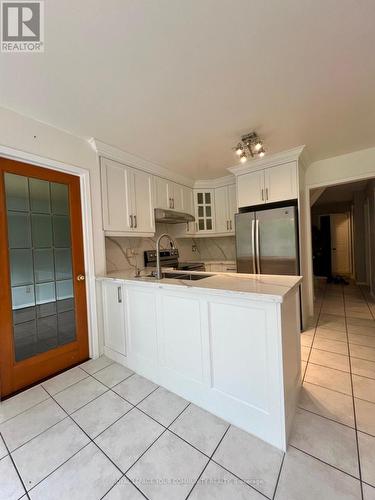 65 Dakin Drive, Ajax (Central West), ON - Indoor Photo Showing Kitchen