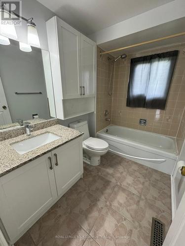 65 Dakin Drive, Ajax (Central West), ON - Indoor Photo Showing Bathroom