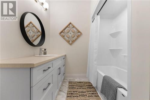 18 Morrison Drive, Cobden, ON - Indoor Photo Showing Bathroom